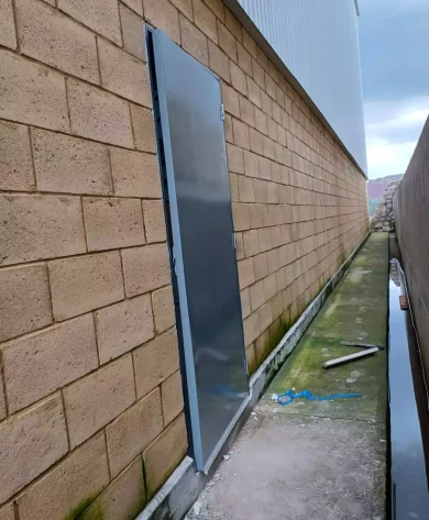 HERRERÍAS  PUERTAS DE PÁNICO